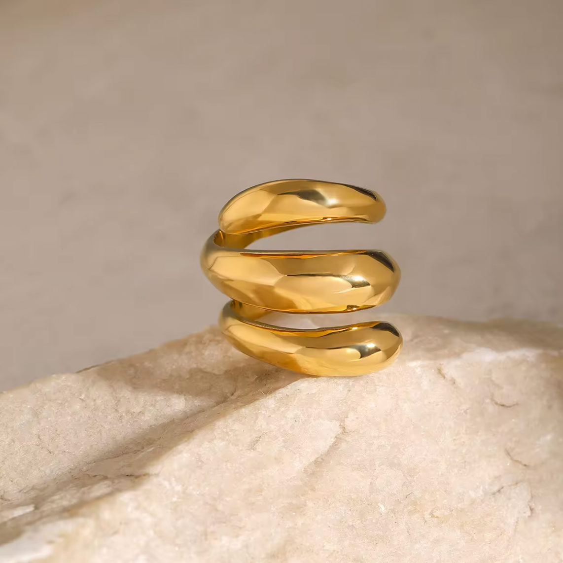 Golden Crest RING